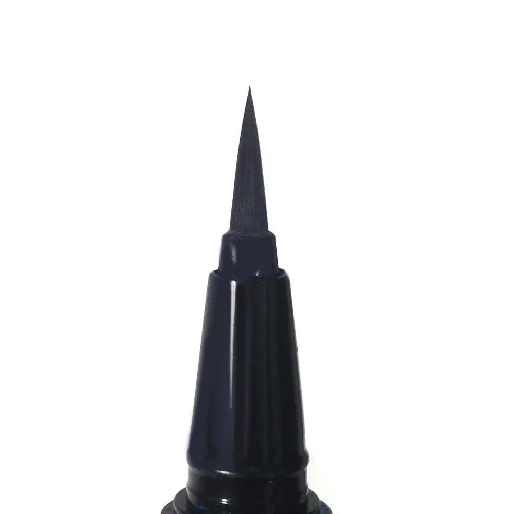 Hard Candy x Marilyn Monroe Black To Glamour Liquid Eye Liner